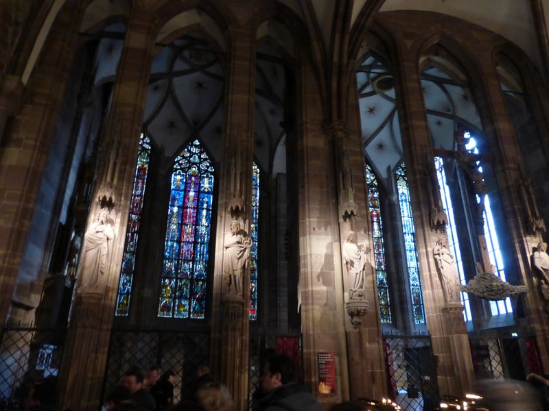 Fichier:2 Place de la Cathédrale Strasbourg 53490.jpg