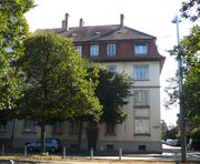 Façade avenue de Colmar, à l'angle de la rue du Poitou