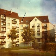 Document d'archive: façade Ouest d'un immeuble de l'ensemble immobilier, photographié le 23.10.1993.