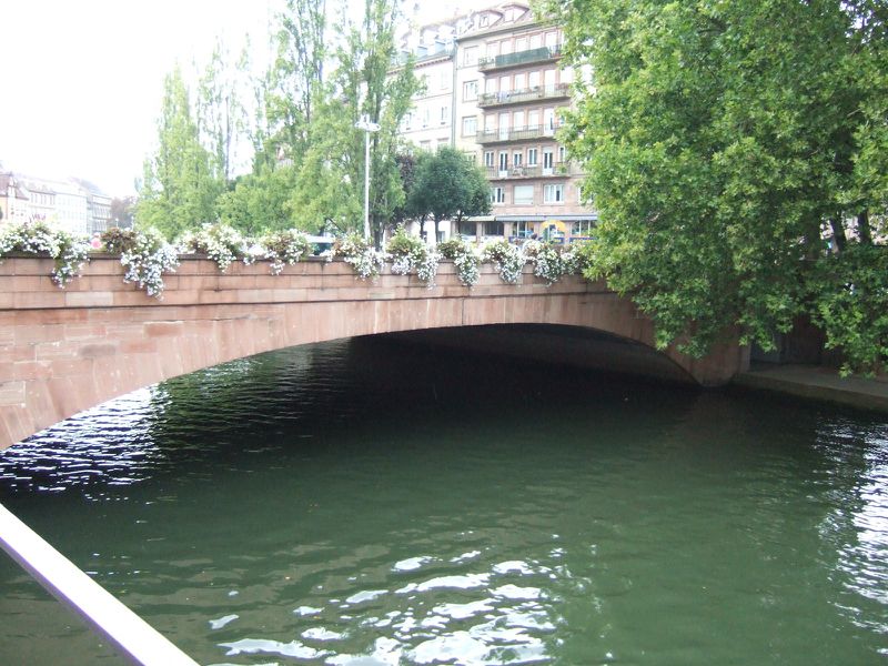 Fichier:Pont Saint Nicolas Strasbourg 10818.jpg