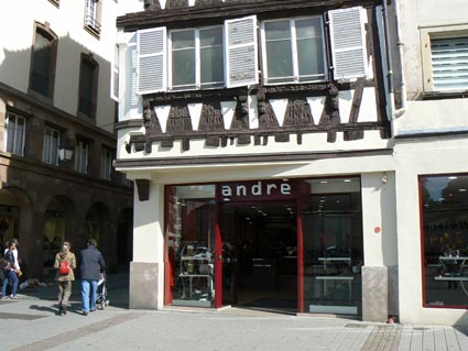 Fichier:17 Rue des Grandes Arcades Strasbourg 14070.jpg