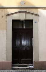 Porte d'entrée, rue du Chevreuil