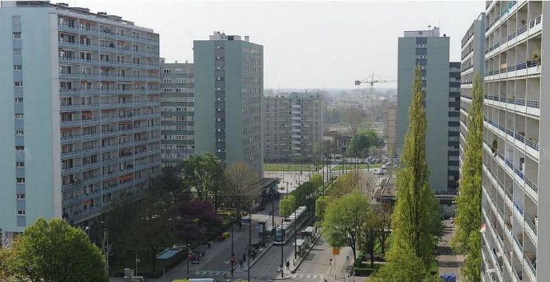 Fichier:Avenue du Général de Gaulle Strasbourg 56456.jpg