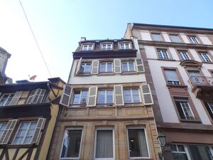 119, Grand Rue, Strasbourg, 2022, vué des étages élevés avec distance.jpg