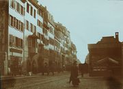 1895. Rue des Grandes Arcades, les deux immeubles n°47 et 49 sont tout à gauche