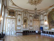 Ancienne salle des Commissions (anciennement salon de compagnie) à l'extrémité Nord-Est de l'enfilade du rez-de-chaussée.