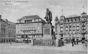 La photo a été prise après 1913, car l'immeuble au n°10 place Kléber est déjà construit