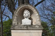 Tombe de James Pradier au cimetière du Père-Lachaise à Paris.