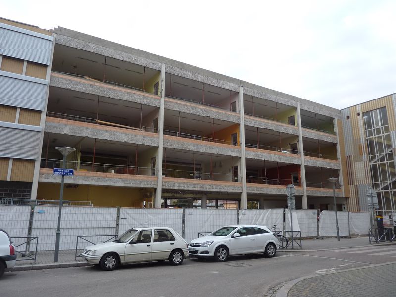 Fichier:13 rue des Bonnes Gens Strasbourg 24066.jpg