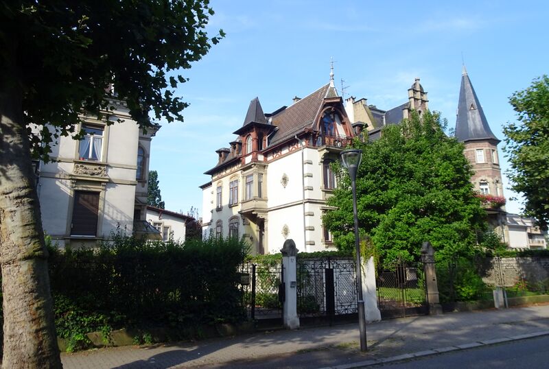 Fichier:16, bld de l'Orangerie, Strasbourg, 2021, vue à distance.jpg