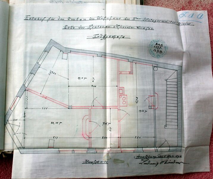 Fichier:7) Plan du rez de chaussée du 13.7.1893 signé par le seul propriétaire, 733W48 (en rouge = les transformations).jpg