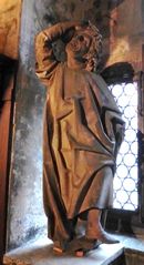 Statue originale du scrutateur , datant de 1490, qui se trouvait au sommet de l'octogone de la tour de la Cathédrale, à la base de la flèche.
