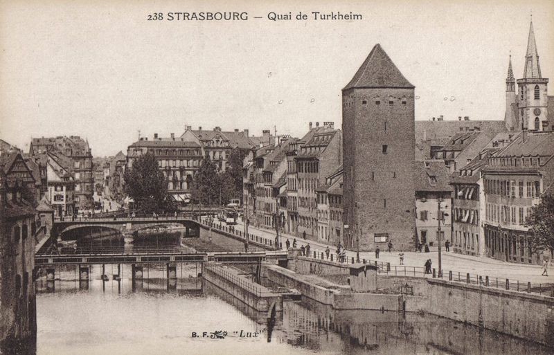 Fichier:Quai Turckheim Strasbourg 34869.jpg