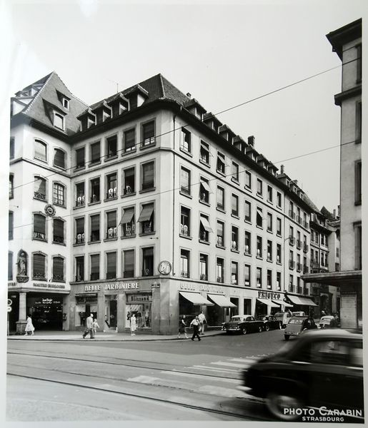 Fichier:91, rue des Grandes-Arcades, photo Carabin, v. 1955 (230MW84).jpg