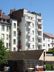 façade arrière, visible depuis la cour de l'école Saint-Jean