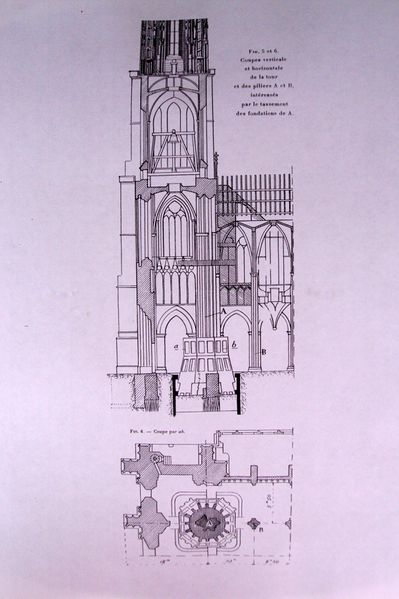 Fichier:2 Place de la Cathédrale Strasbourg 28984.jpg