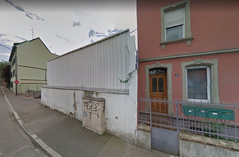 Fichier:7 rue des Moulins (Intermarché) O7-2016 Google maps.jpg