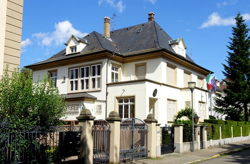 Fichier:3 rue Schubert, Strasbourg, 2019, vue d'angle à gauche.jpg